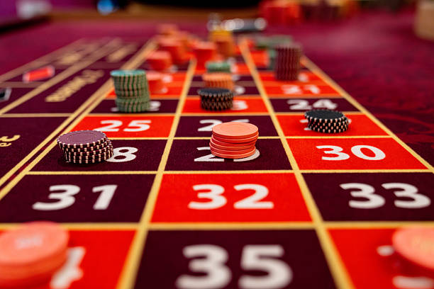 Interactive Dasar Number table on mobile showing betting mat overlay and HD video stream